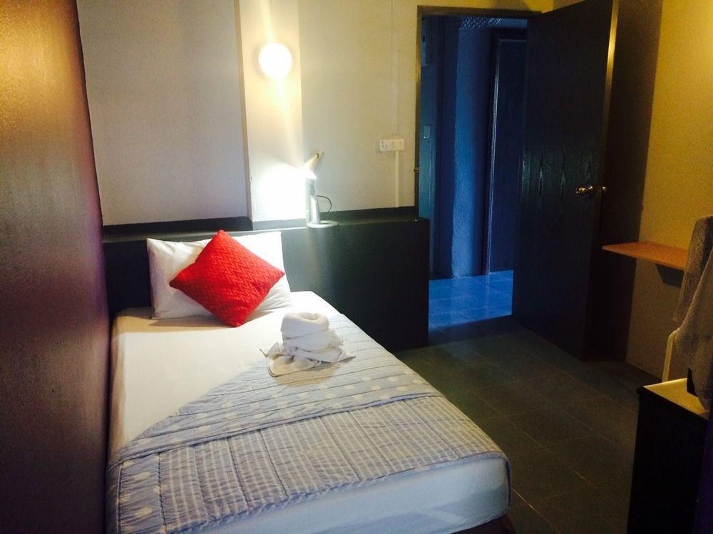 Rooms@Krabi Guesthouse Esterno foto
